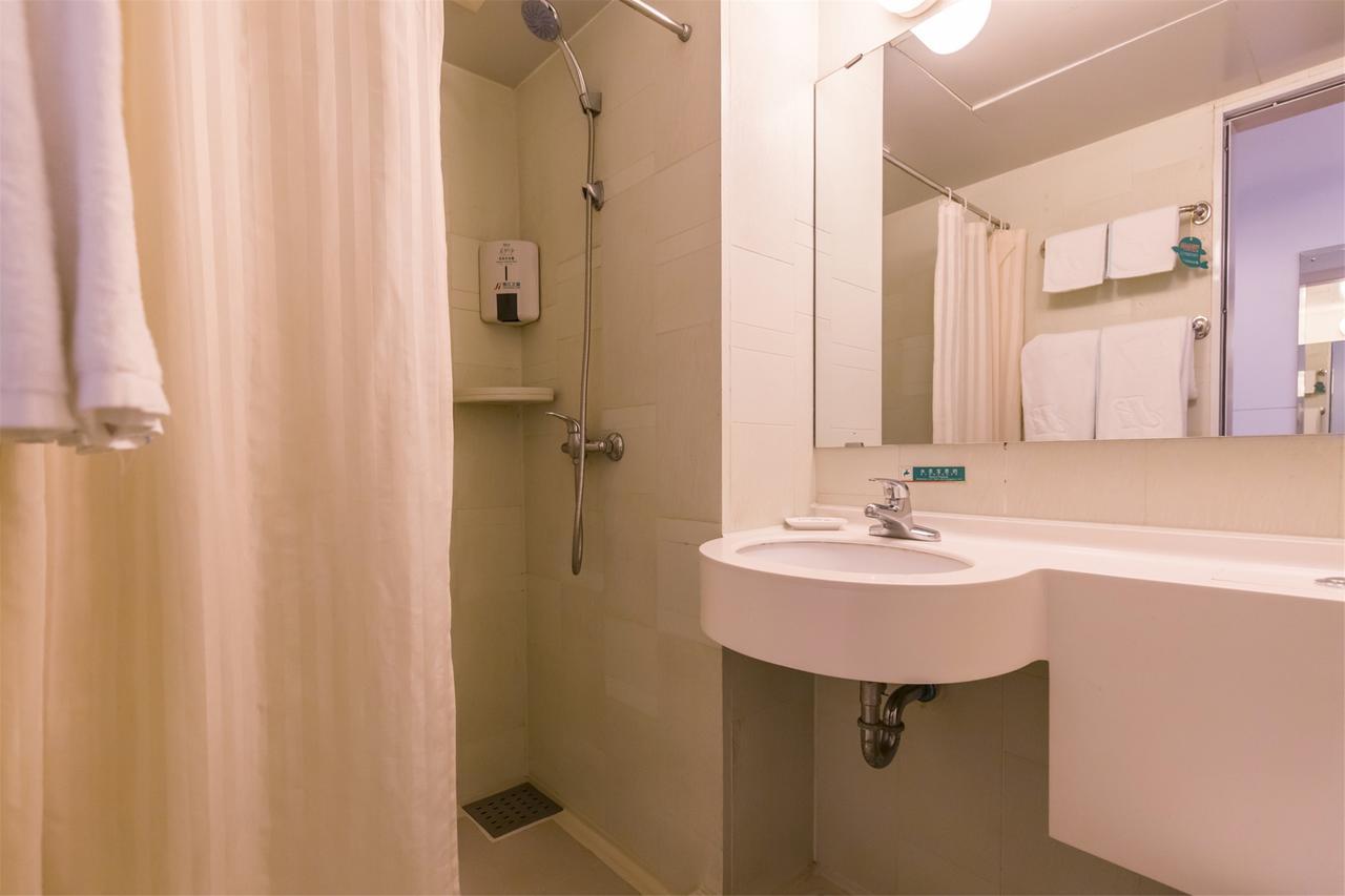Jinjiang Inn Select Yantai Muping Coach Station Beiguan Ave. Екстер'єр фото