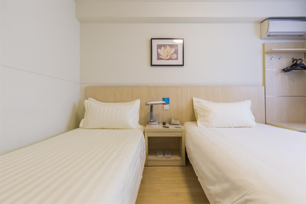 Jinjiang Inn Select Yantai Muping Coach Station Beiguan Ave. Екстер'єр фото