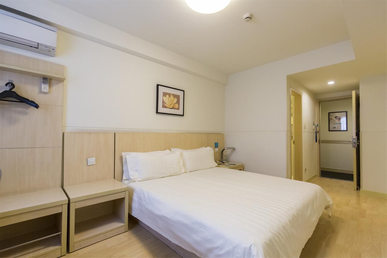 Jinjiang Inn Select Yantai Muping Coach Station Beiguan Ave. Екстер'єр фото